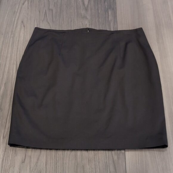 NEW Velika Designs Zip Front Pencil Skirt Plus Size 18 Black Made In Canada - Picture 7 of 11